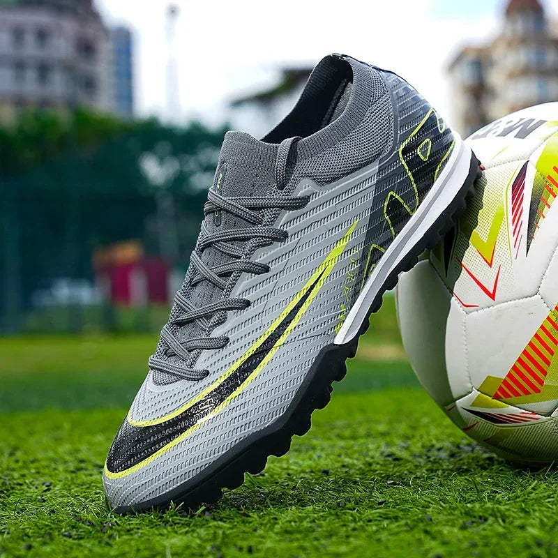 Mid-top New Men Soccer Shoes Cleats Hot-selling Non-Slip FG/TF Football Boots High-quality Match Sneakers Futsal Indoor