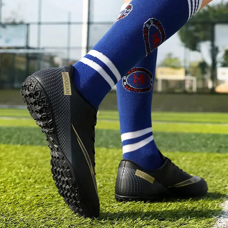 Soccer Shoes For Men Society Cleats Professional Football Shoes Boy Indoor Non Slip Football Field Boots Fast Sneaker Original